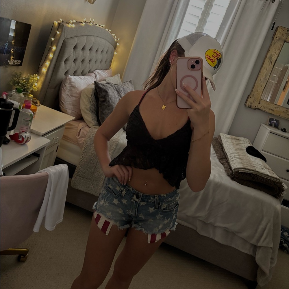 Tilly’s Grey Lace Crop Top